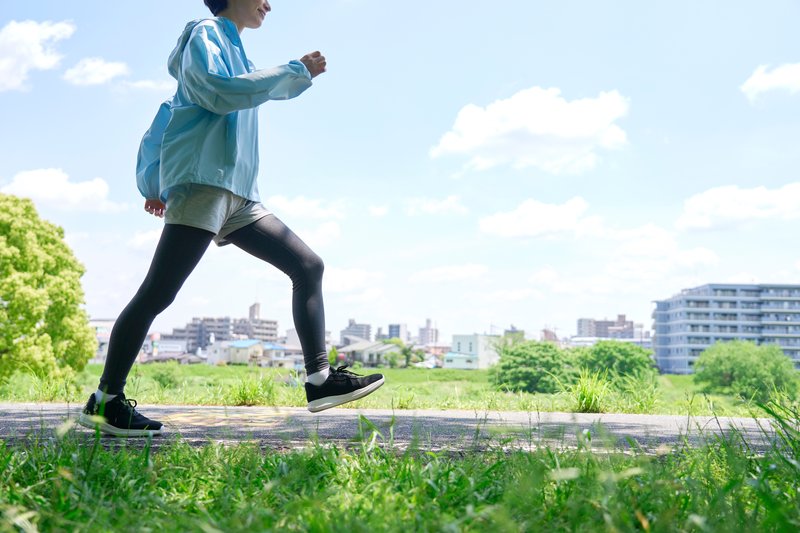 正しい歩き方のイメージ