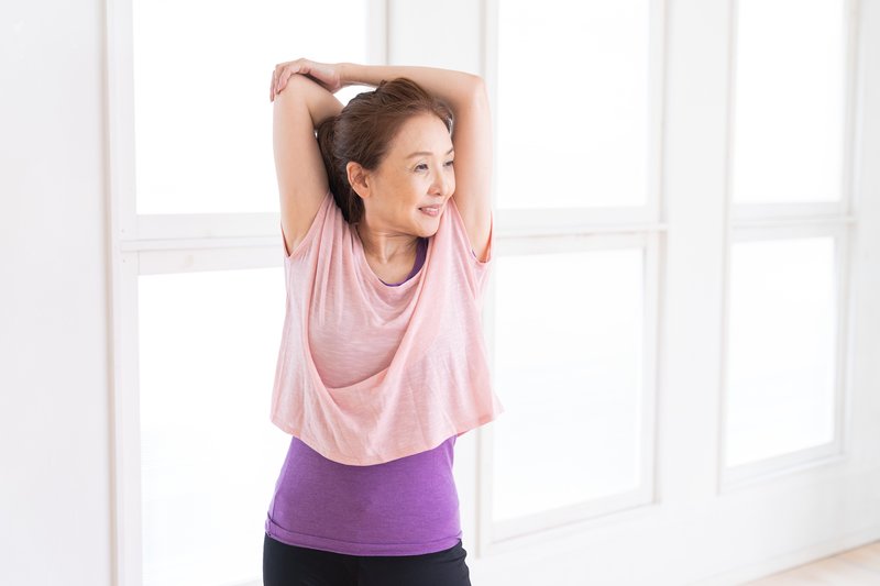 60代からパーソナルトレーニングを始めるには？身体の状態に合う進め方